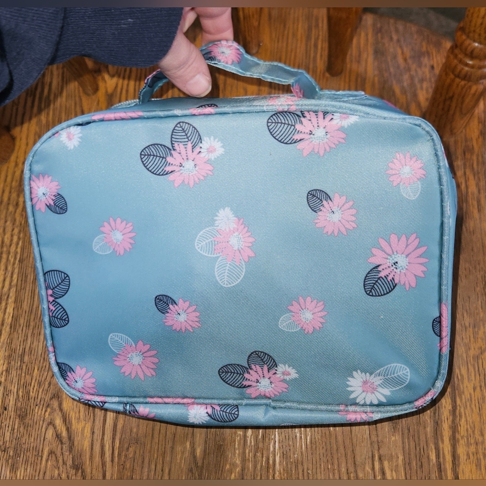 Floral Print Light Blue Travel Vanity Case NWT